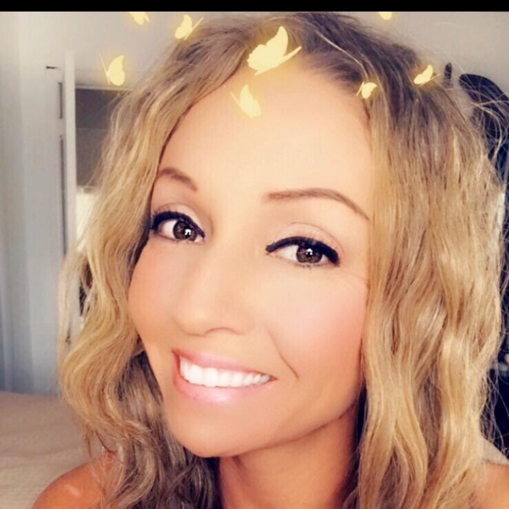 Meet your Posher, Dana